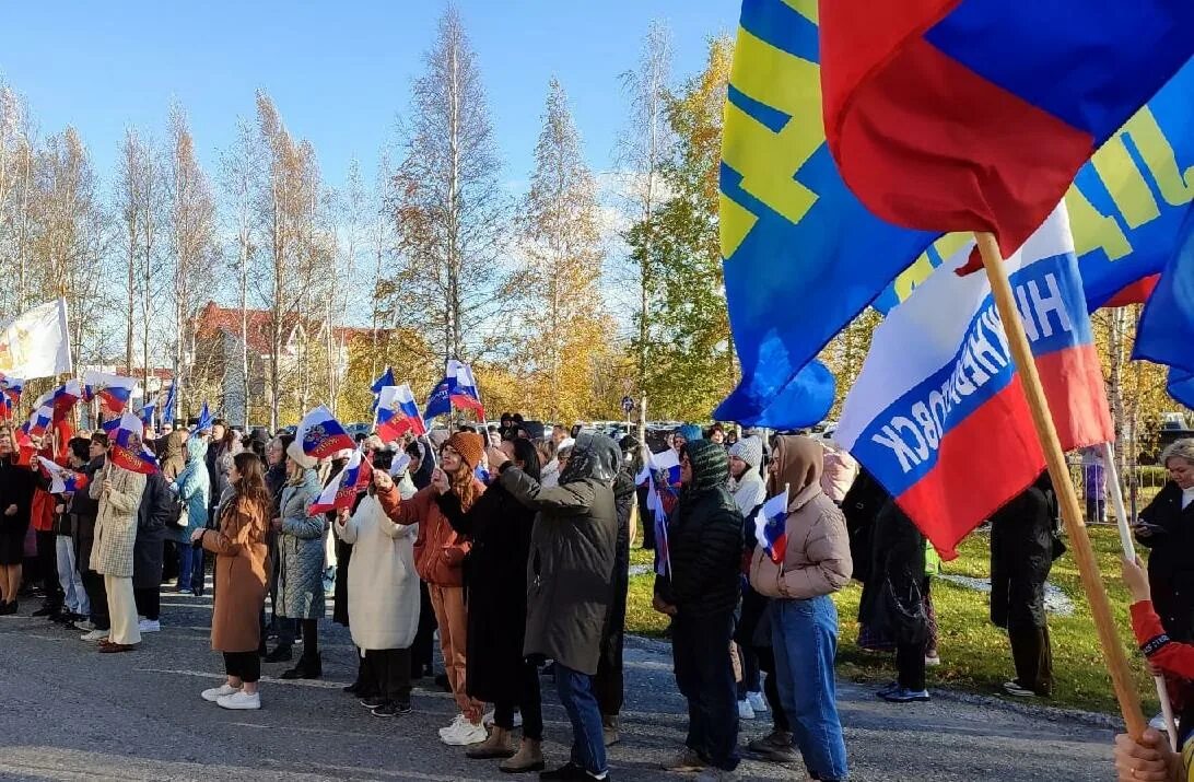 Журналисты. Новости местного региона. Благоустройство деревни. Полиция ангарск машина. Митинг 30 сентября.