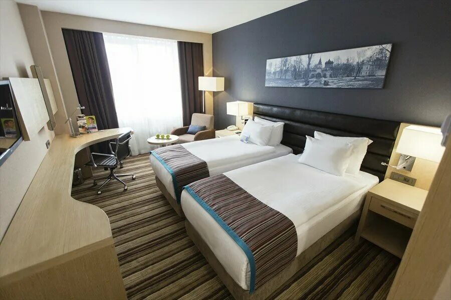 2 стандартных номера.