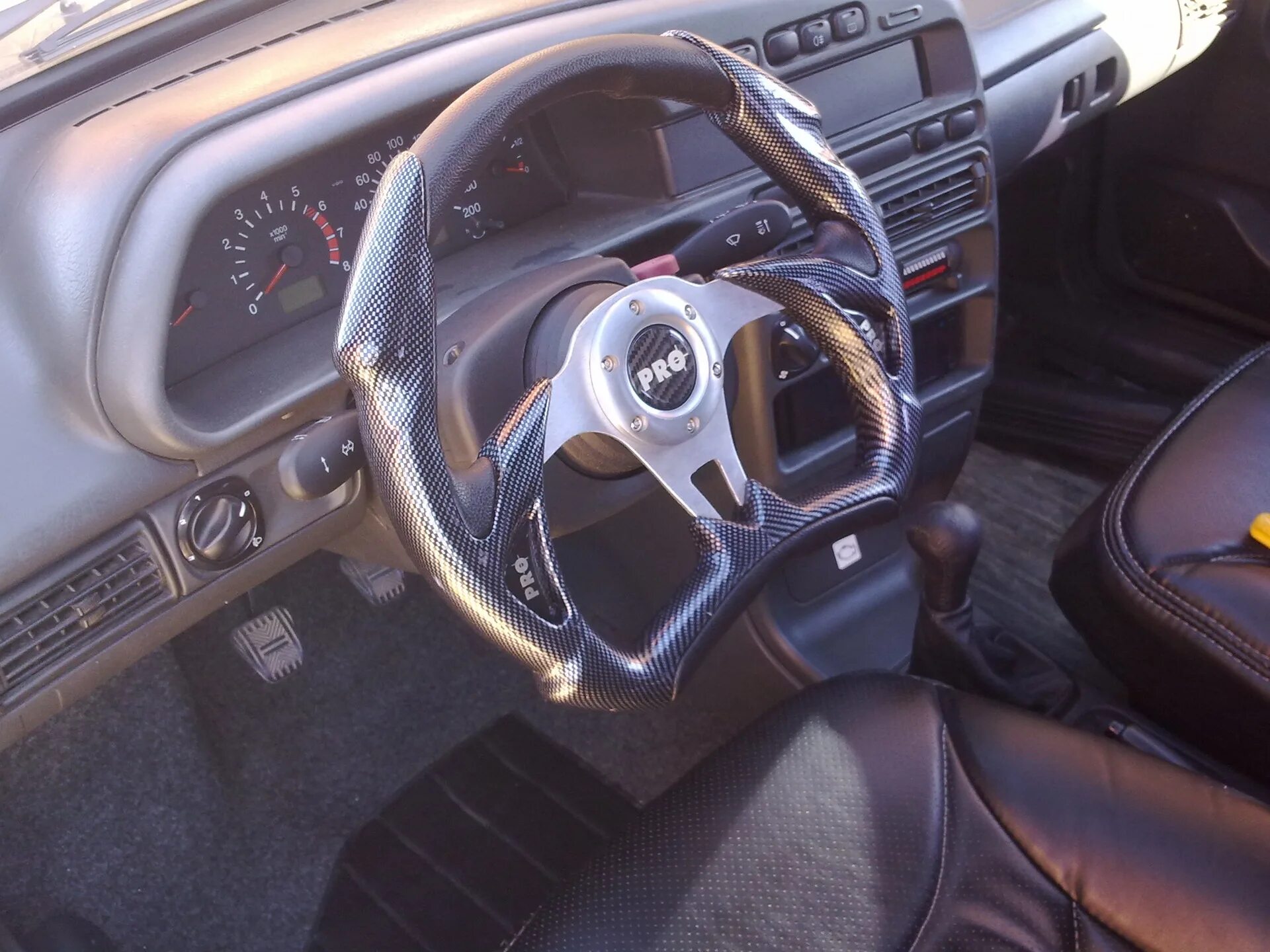 Какой руль подходит на ваз. Руль grand victoria на ваз 2114. Руль амг 2114. Руль ваз 2115. Руль от ваз 2115.