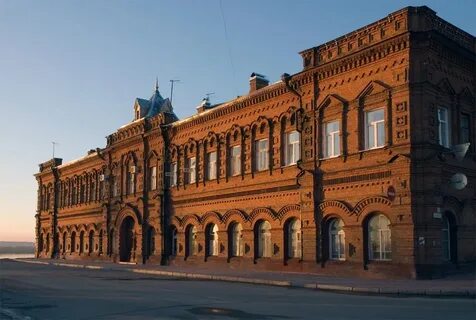 Два исторических здания