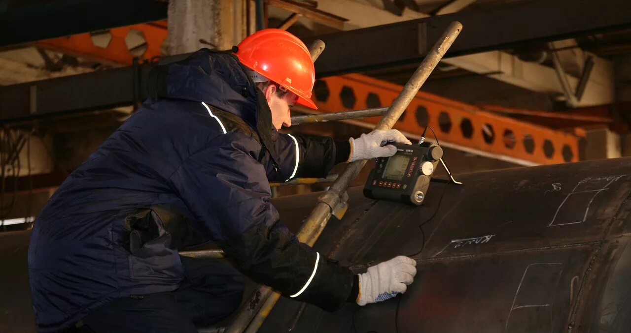 Сварка. Работа специалист сварочного производства. Работа специалист сварочного производства. Сварочный шов накс сварочный. Выксунский индустриальный техникум.