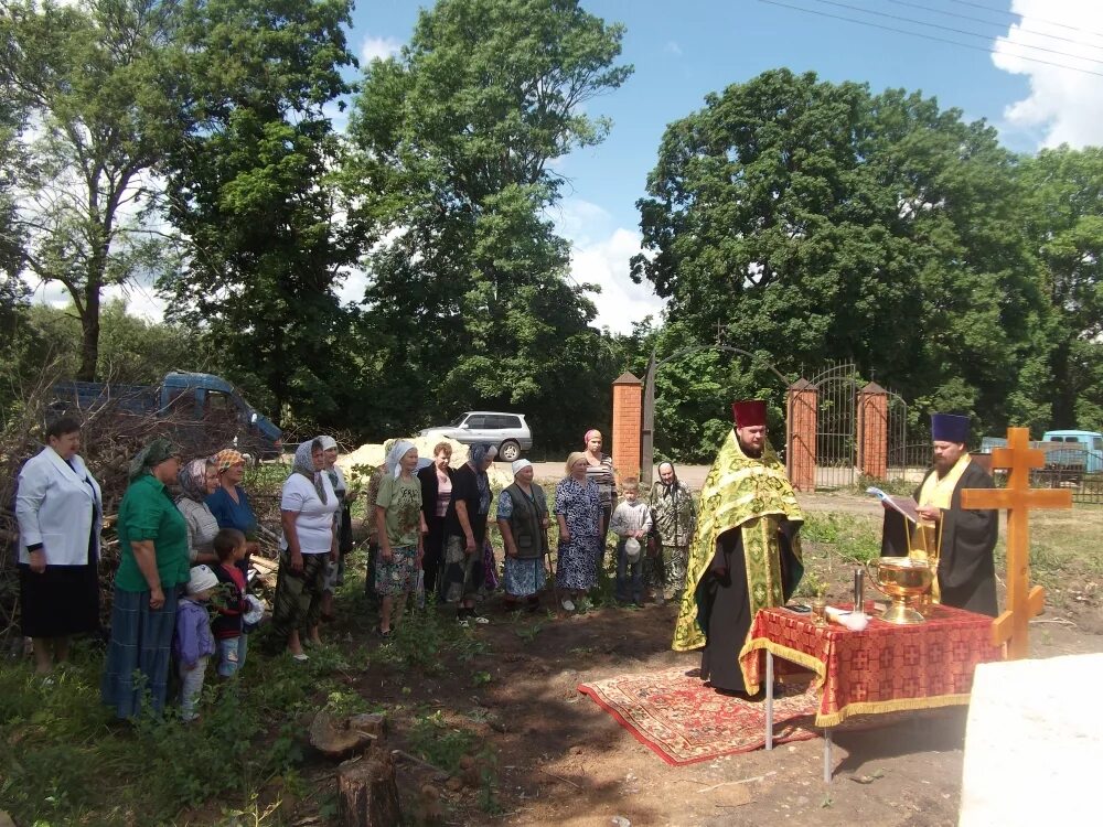Погода в перехвали липецкой. Село новоникольское липецкая область. Погода в липецке на сегодня. Храм рождества христова (перехваль). Село дмитриевка липецкая область.