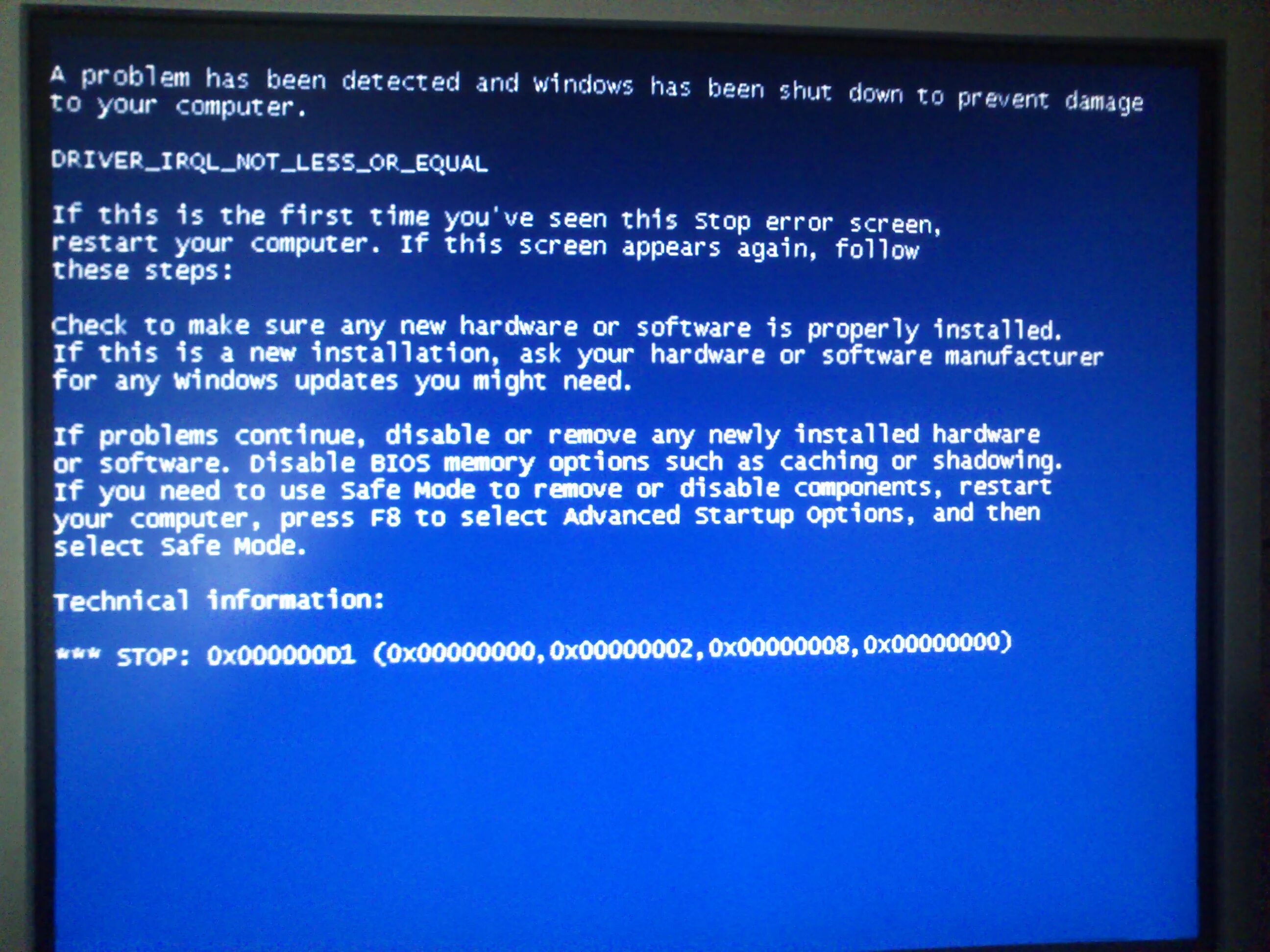 A problem has been detected and Windows. Синий экран смерти Windows 7. Синий экран смерти андроид. Коричневый экран смерти. Зависает компьютер черный экран