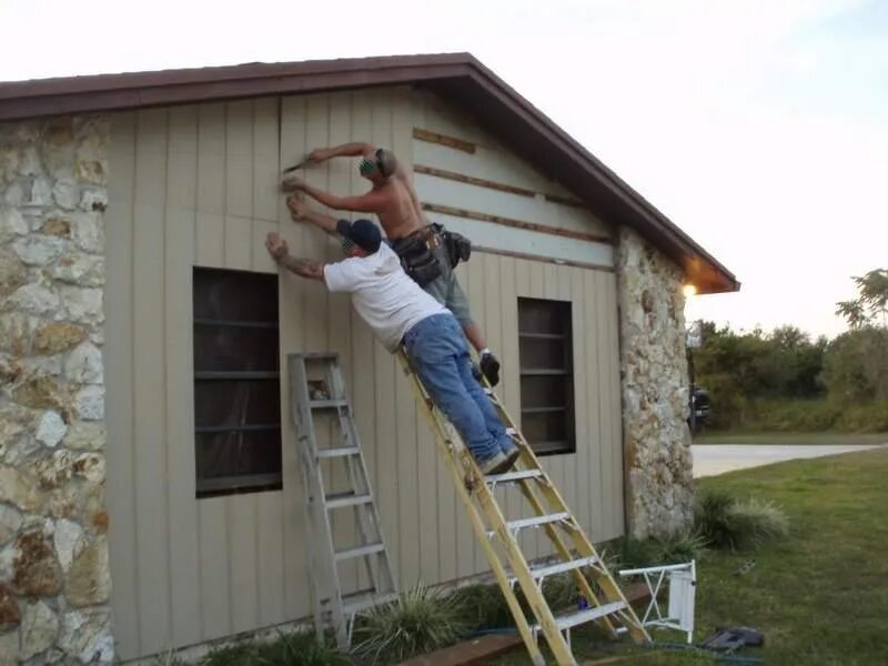 The ladder. Взбирается на лестницу. Need a ladder. Brand benefit ladder. Продвижение по карьерной лестнице.