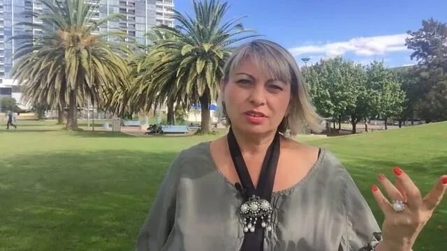 Прогноз ангелы перл. Анжела перл. angel pearl астролог. анжела перл лев август 2025. анжела перл телец.