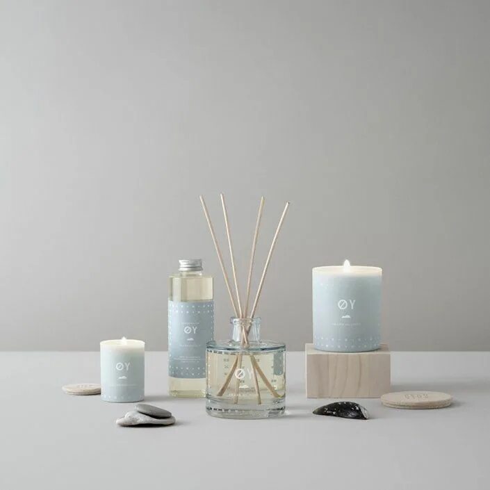 Ароматические свечи диффузоры. Ароматический диффузор reed diffuser. дизайнерские свечи. ароматные свечи дизайнер. свечи и диффузоры.
