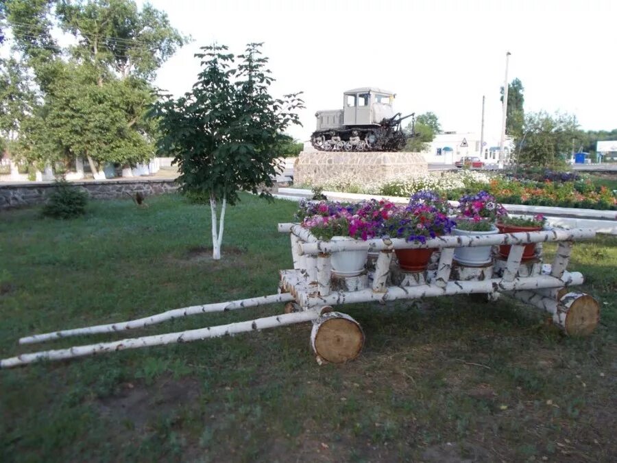 Петропавловские новости воронежская область. Памятники села петропавловка воронежской области. Петропавловка (петропавловский район, днепропетровская область). Угол зрения в петропавловском районе воронежской. Петропавловка белгородский район.