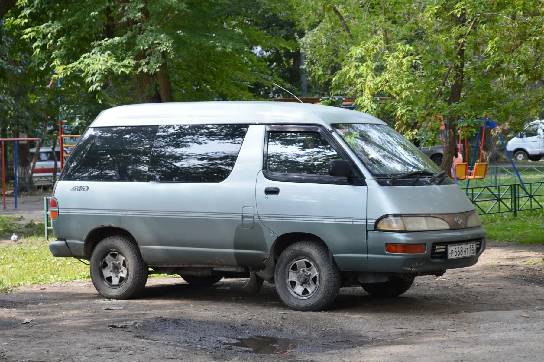 Таун айс под. Toyota Town Ace 4wd. Town Ace 4wd. Тойота Таун айс 4 ВД. Toyota Town Ace 4wd крыло.