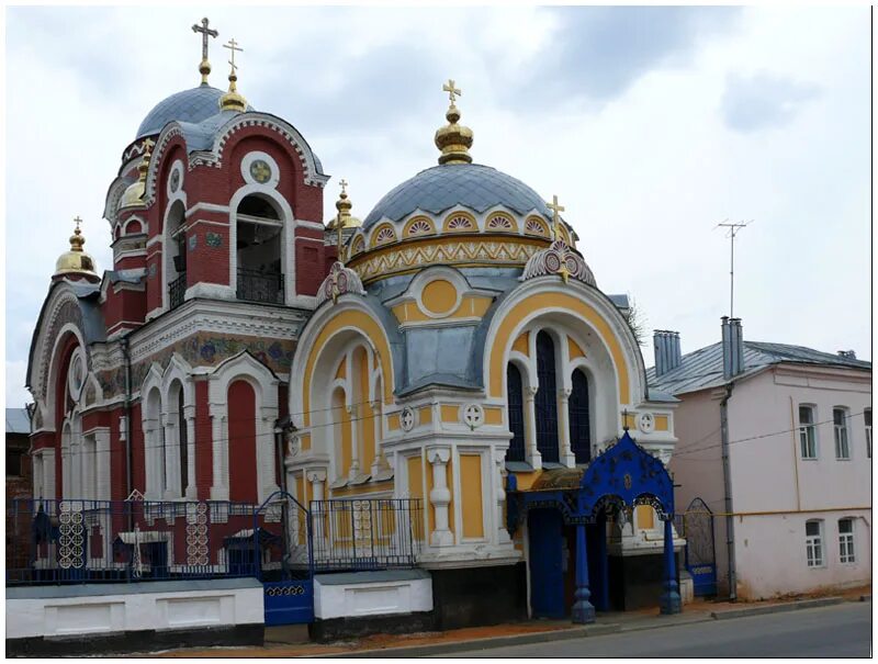 Великокняжеская церковь в ельце фото Архитектурный комплекс: Великокняжеская церковь, Дом призрения, Ограда с воротам