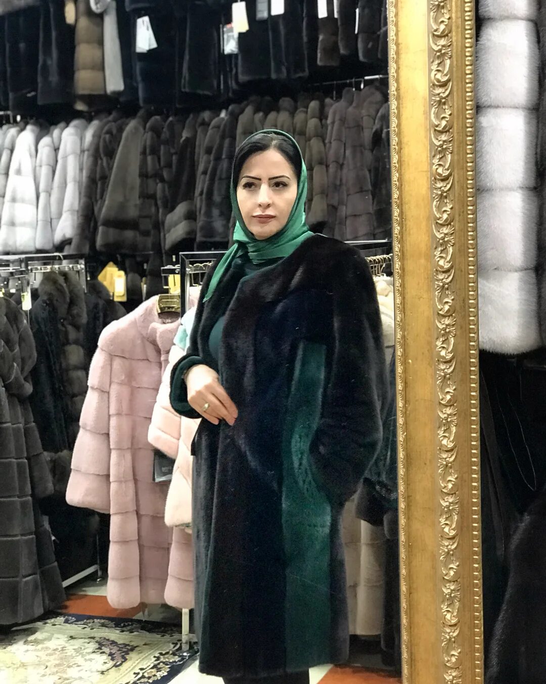 Шубы из норки в хасавюрте. Шубы melena чита. Дубленки из дагестана. Дива шубы хасавюрт. Золотое руно хасавюрт шубы.