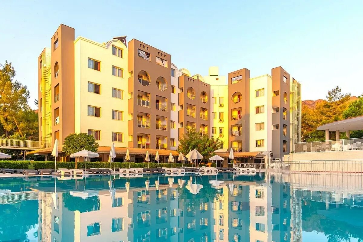 Мармарис luna beach deluxe hotel 5. Мармарис отель caprice. Каприз бич мармарис. Caprice beach 4. Luna beach мармарис.