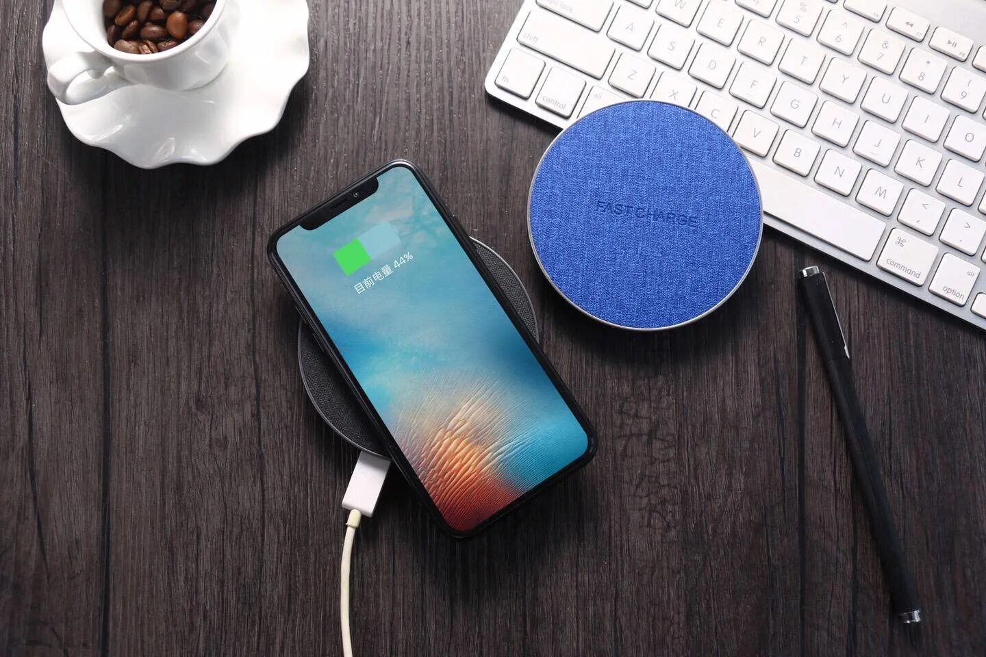 Лучшие телефоны с беспроводной зарядкой. Wireless Charger. Wireless Charger 3в1. Беспроводные зарядки для гаджетов. Wireless Charger беспроводная зарядка.