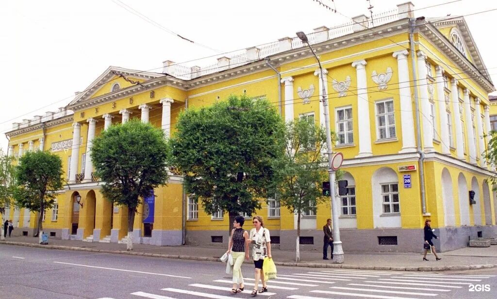 Историкокраеведчиский музей оренбург. Оренбургский областной губернаторский краеведческий музей. Губернаторский краеведческий музей. Краеведческий музей оренбург. Оренбургский историко-краеведческий музей.