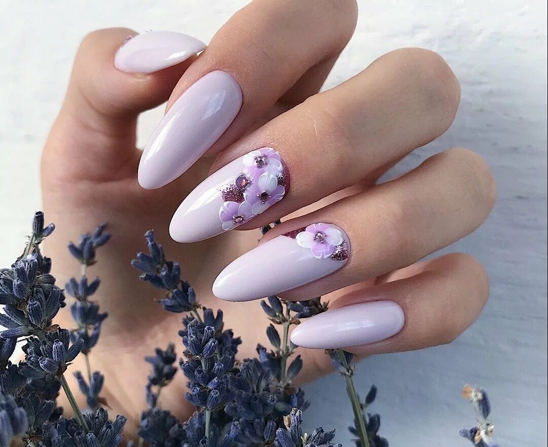Красивые ногти на весну.
