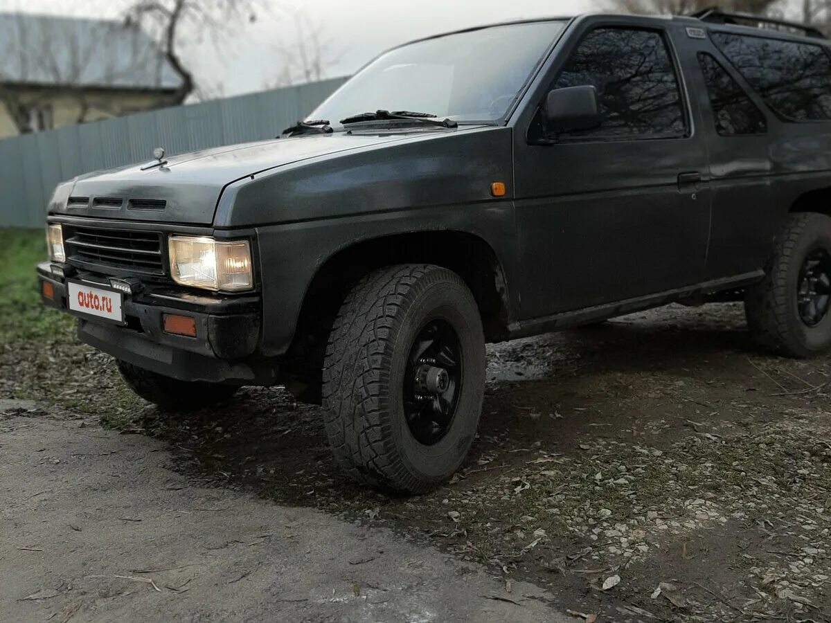 Nissan terrano 1990 3 дверный. Ниссан террано 1990. Ниссан террано 1990г. Nissan terrano 1990. Ниссан террано 1990.