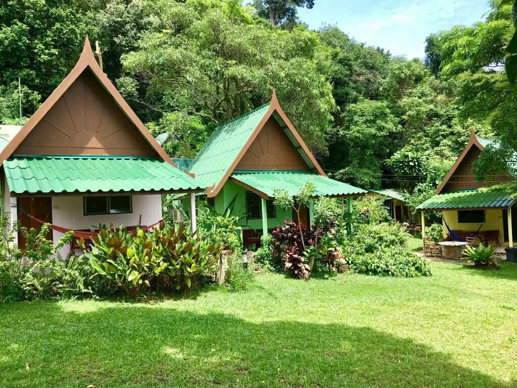 Ко Чанг бунгало. Остров ко Чанг бунгало. Джунгли ко Чанг. Banpu Koh Chang Resort.