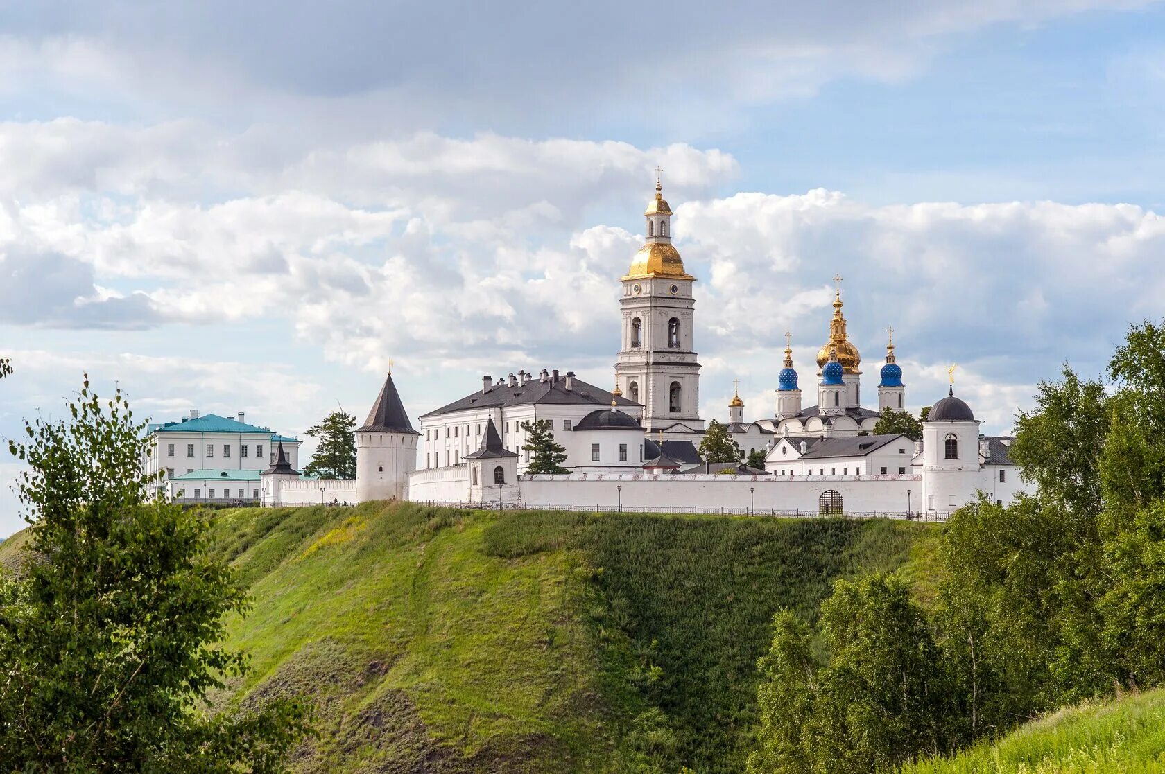 Тобольский кремль. Тобольский Кремль Тобольск. Тобольский Кремль Ремезов. Семен Ремезов Тобольский Кремль. Тобольск древняя столица Сибири.