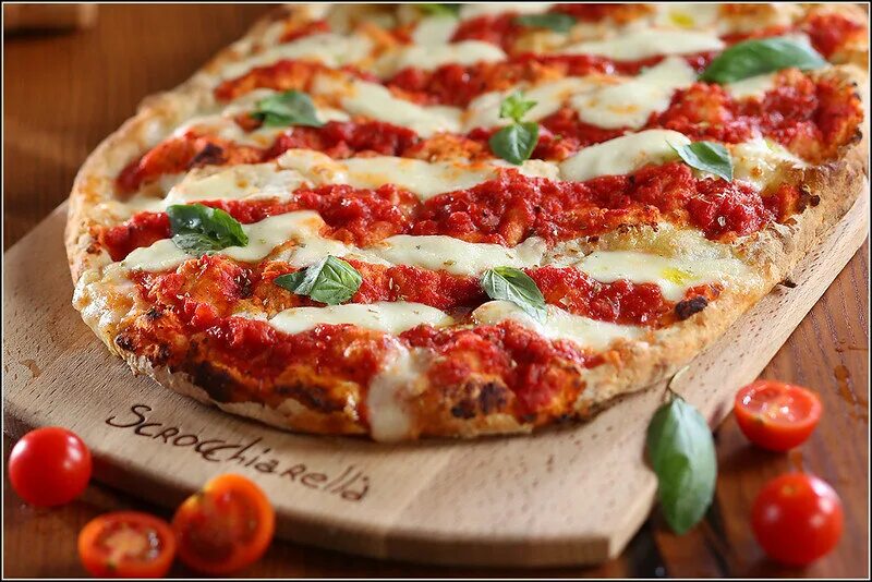 Пицца 1 1 одинцово. Луковка пиццерия. Римская пицца маргарита. Скрочиарелла пицца. Пицца 1 1 одинцово.