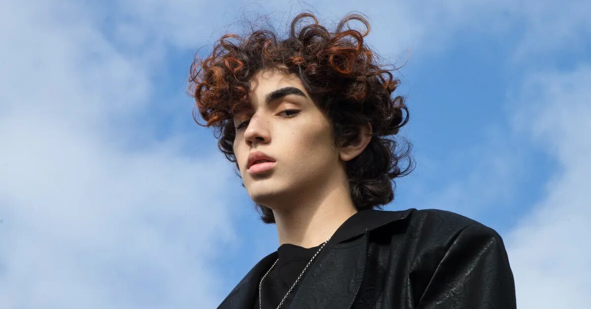 Amirchik певец. Amirchik фото певец. Amirchik песни. Амирхан батабаев telepatia. Амирчи.