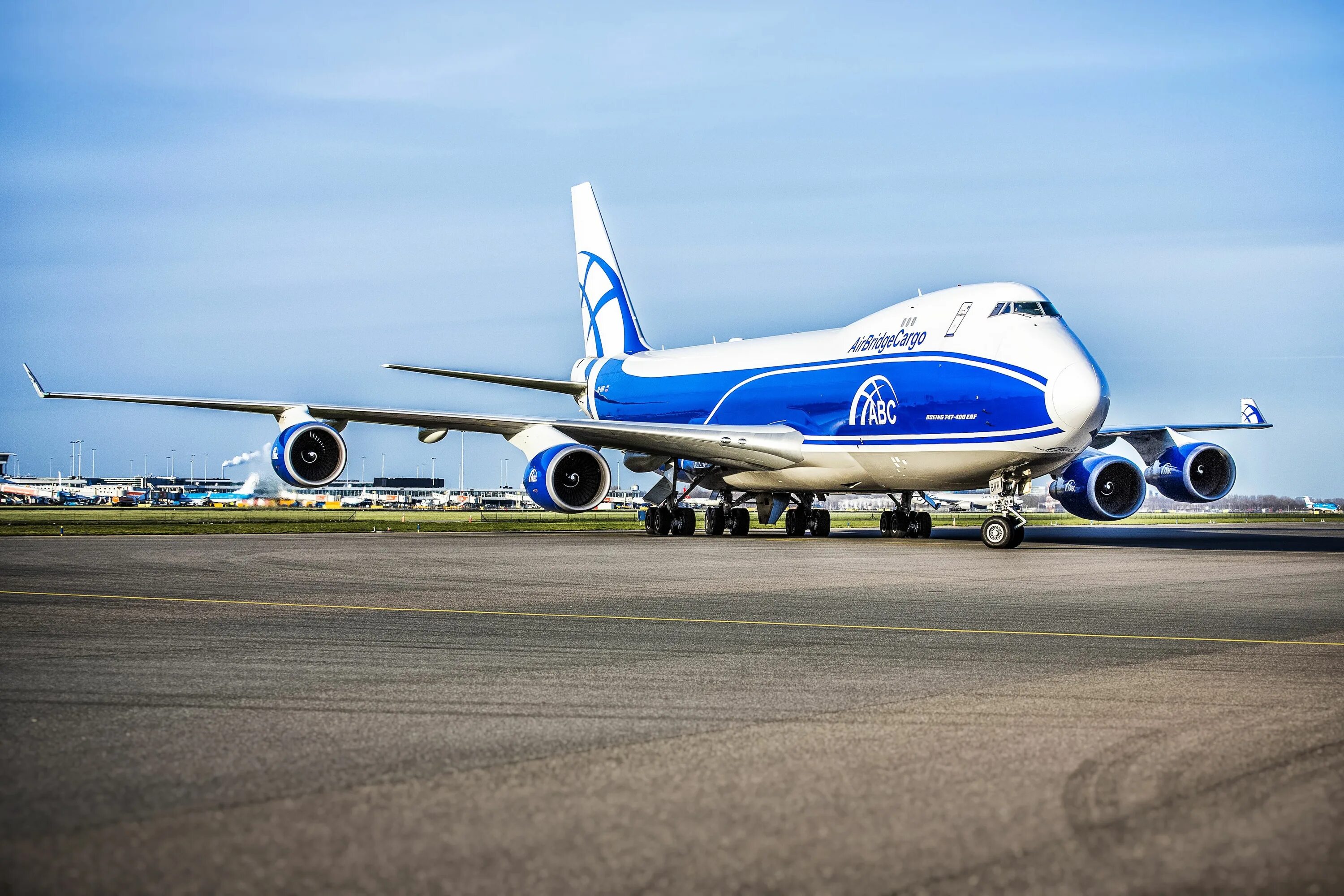 Airbridgecargo. 747 AIRBRIDGECARGO. Боинг 747 ЭЙРБРИДЖКАРГО. Грузовой самолет Боинг 747. Самолет Боинг 747 Air Bridge Cargo.