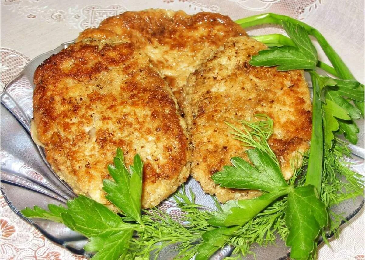 Капустные котлеты очень вкусные на сковороде. Котлеты. капустные. котлеты. капустно-картофельные котлеты. курино капустные котлеты. биточки с капустой.