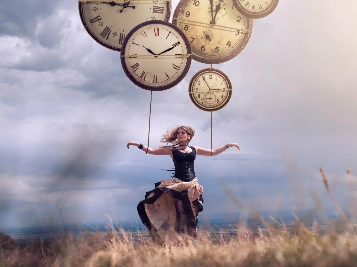 Перемены в жизни. Иллюстрации с часами. Воспоминания с часами. Хронофаги пожиратели времени. Успеть вовремя.