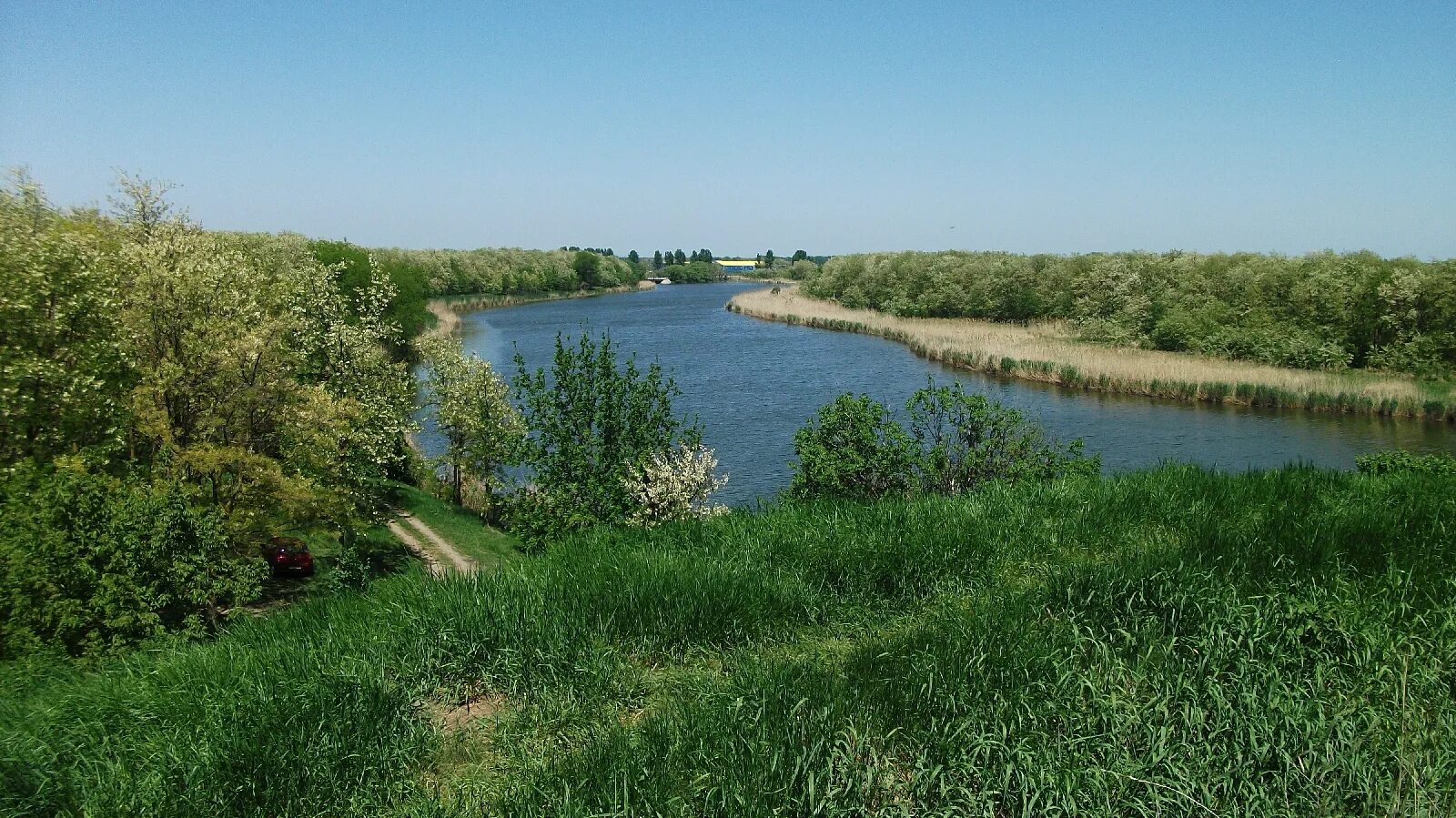 Река понура. Речка Понура в Краснодарском крае. Река Понура Новотитаровская. Река Понура в Краснодарском крае. Река Понура Нововеличковская.