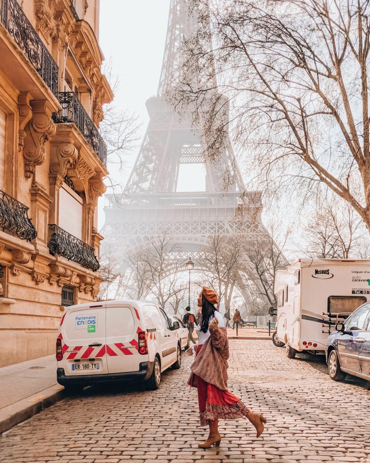 Эйфелева башня в Париже. Эйфелева башня в Париже фото. Зима в Париже. Путешествие по Европе. Живу в париже год
