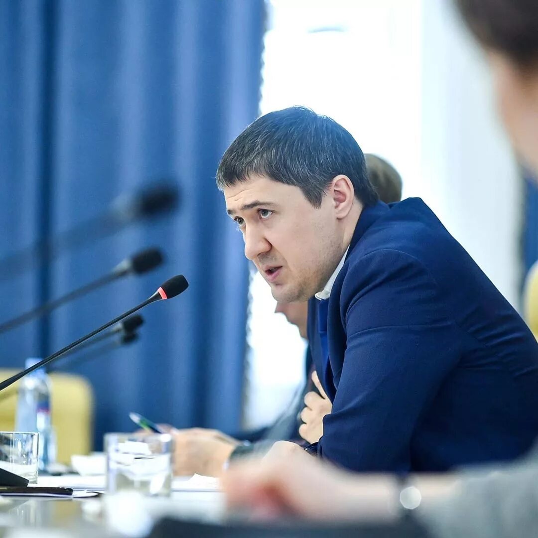 губернатор пермского края 2022. глава пермского края дмитрий махонин. сайт махонина губернатора пермского. сайт махонина губернатора пермского. мэр города перми.