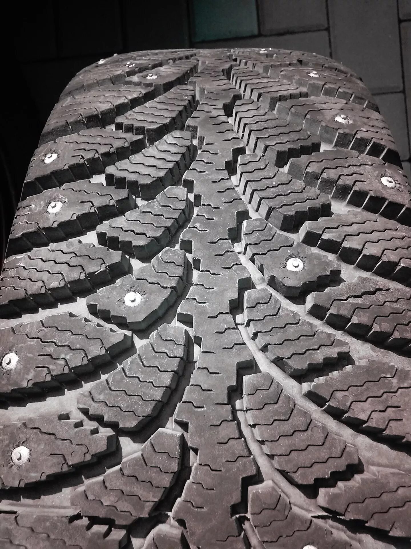 Шины cordiant 65 купить. Cordiant Sno-Max 195/65 r15. Cordiant Snow Max 195/65 r15. Cordiant 195/65 r15 зима шипы. Кордиант шипы 195/65/15.