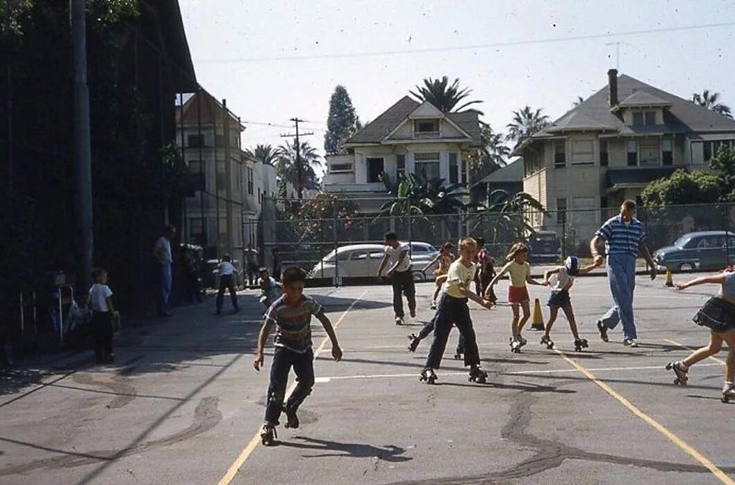 Сша 1950 годы. Нью-йорк в 50-е годы. Америка в 50-е годы. 50е годы сша субурбия. Сша 50-е годы улицы.