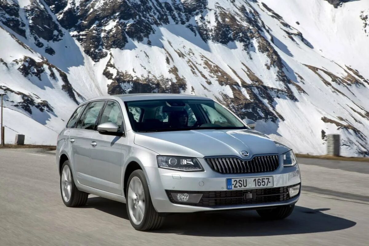 Марка шкода страна. Skoda Octavia 2013. Skoda Octavia 4x4. Skoda-Octavia-III-Combi-2013.