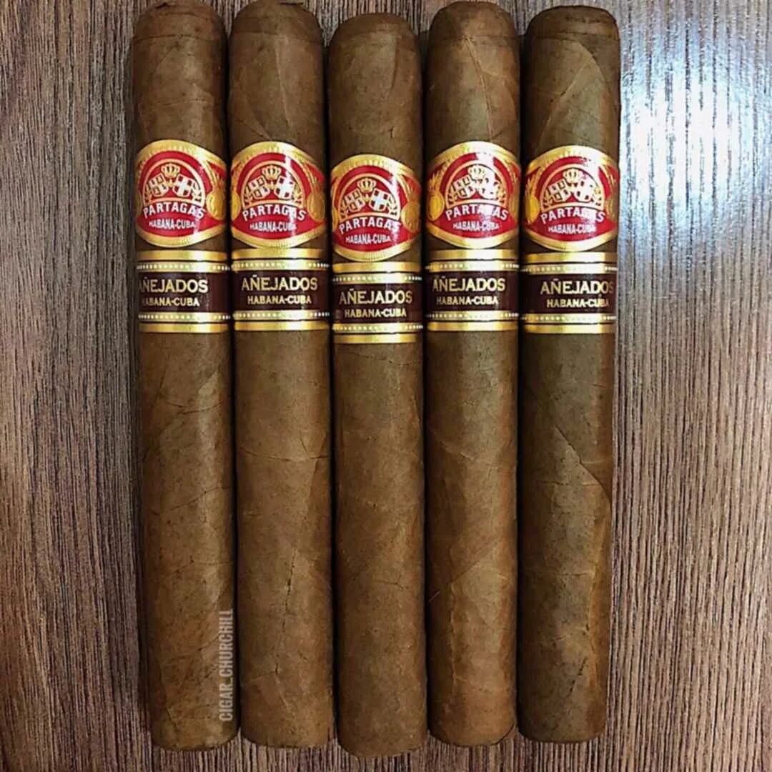 Habana Cuba сигары. Сигариллы PARTAGAS Cuba. Сигары Партагас Доминикана. Сигары PARTAGAS petit Coronas especiales.