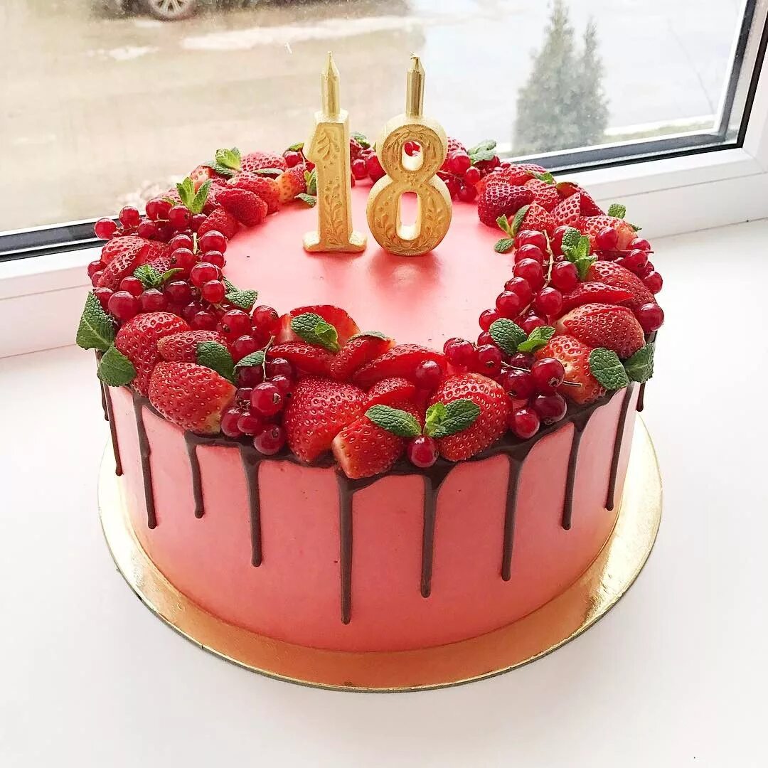 День рождение 27 12. Торт с днем рождения!. Красивые торты на день рождения. Декор торта для девушки. Торт девочка.