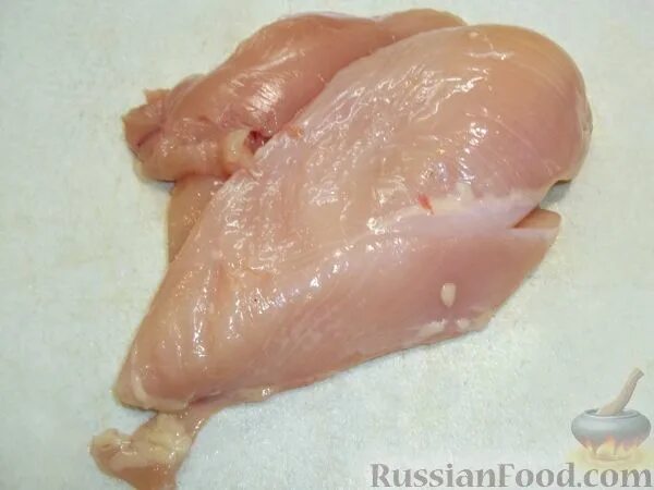 Цвет куриного филе. Куриное филе вдоль. жёлтые пятна на курином филе. как разрезать куриное филе на отбивные.