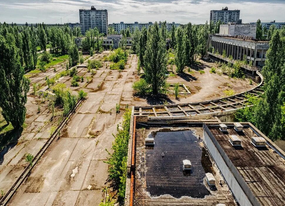 Pripyat chernobyl. Чернобыль город Припять. Заброшенный город Припять. Припять Украина город-призрак. Припять город призрак.