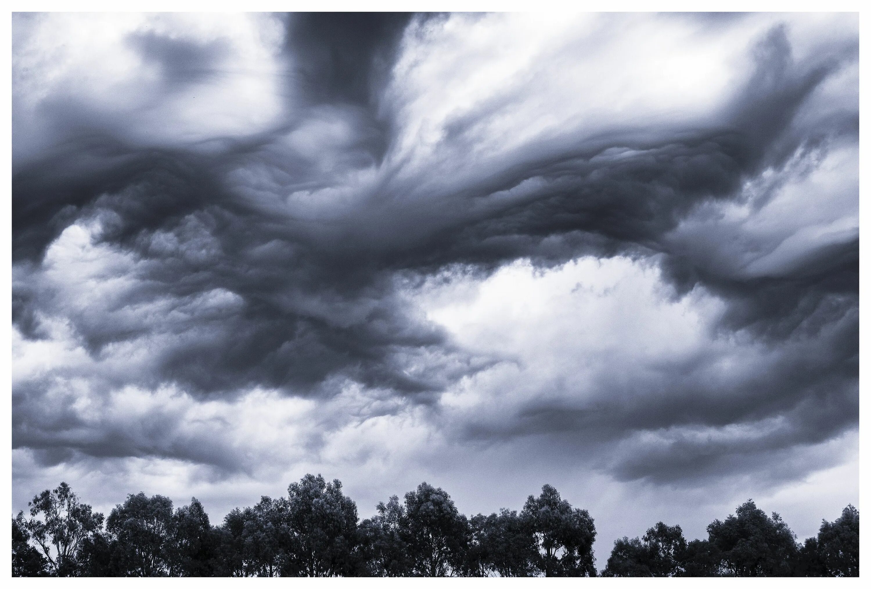 This pollution is gathered in clouds. Грозовое небо. Дождливое небо. Туча. Грозовые тучи.