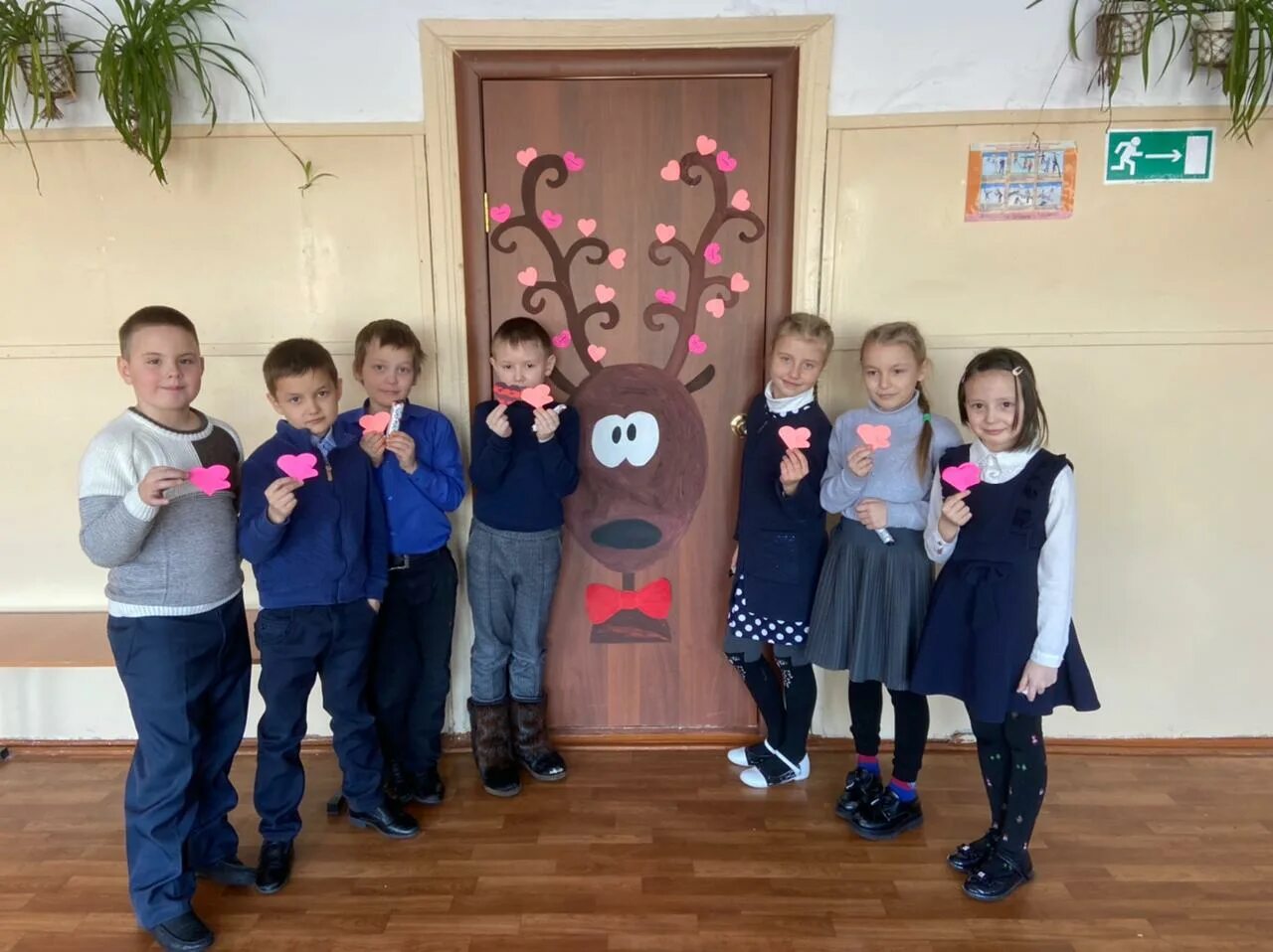 классный час дружить здорово. пропаганда семейных ценностей в школе- плакат. мероприятия дружить здорово. дружить здорово профилактическая неделя. дружить здорово профилактическая неделя.