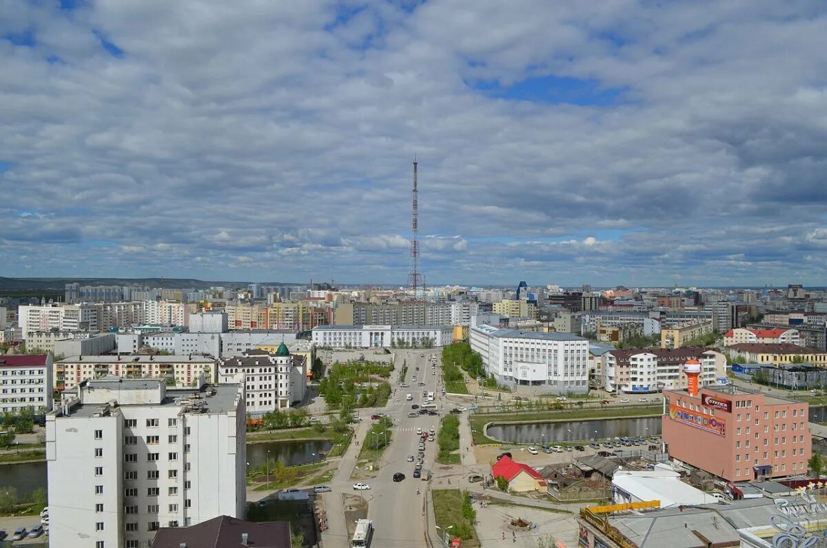 Проспект г якутск. Якутск панорама. столица якутии саха. якутск центр города. дальний восток якутск.