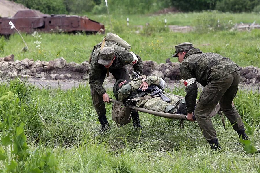 Оказание медицинской помощи военным