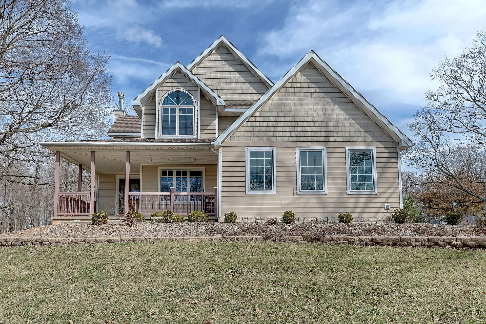 House для детей. In the house without. Счастливая семья в доме. Комната в доме. Without name.