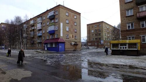 Горького 15 инта. Инта ул горького 2. Горького инта. Улица бабушкина 1 инта. Дзержинск улица горького.