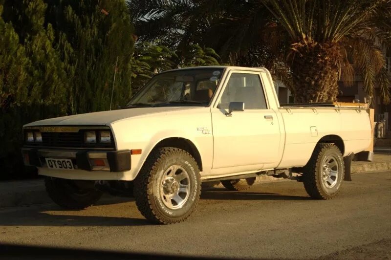 Toyota tacoma 2. Gmc canyon. Mitsubishi l200 2 поколение. Toyota tacoma 1995. Toyota tacoma 1.