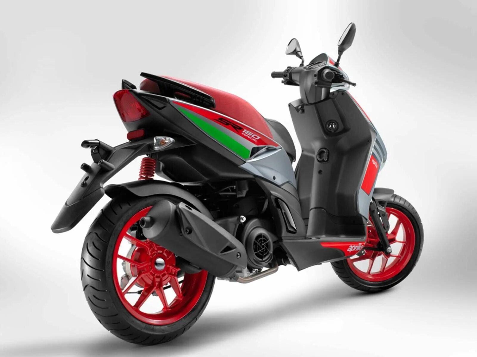 Скутер априлия. Априлия скутер 150. Aprilia SR 150. Aprilia SR 150 Race. Aprilia SR 160.