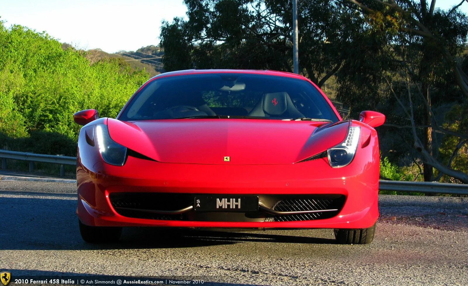 Ferrari скорость. Ferrari 458. Ferrari 458 Italia скорость. Ferrari 458 Front. Феррари 458 Италия салон.