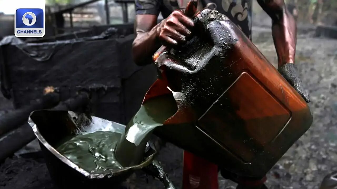 Разлив нефти в дельте реки нигер. Конго нефть. Добыча нефти в нигерии. Разлив нефти в нигерии. Месторождения агбами.