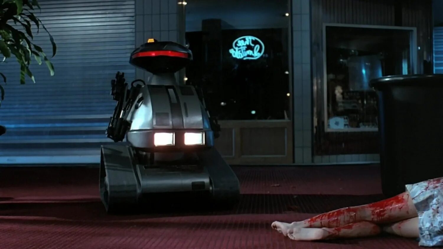 эйб - эйб (2013). голова робота фильм 1990. ужастик про робота. Chopping mall 1986. роботы-убийцы фильм 1986.