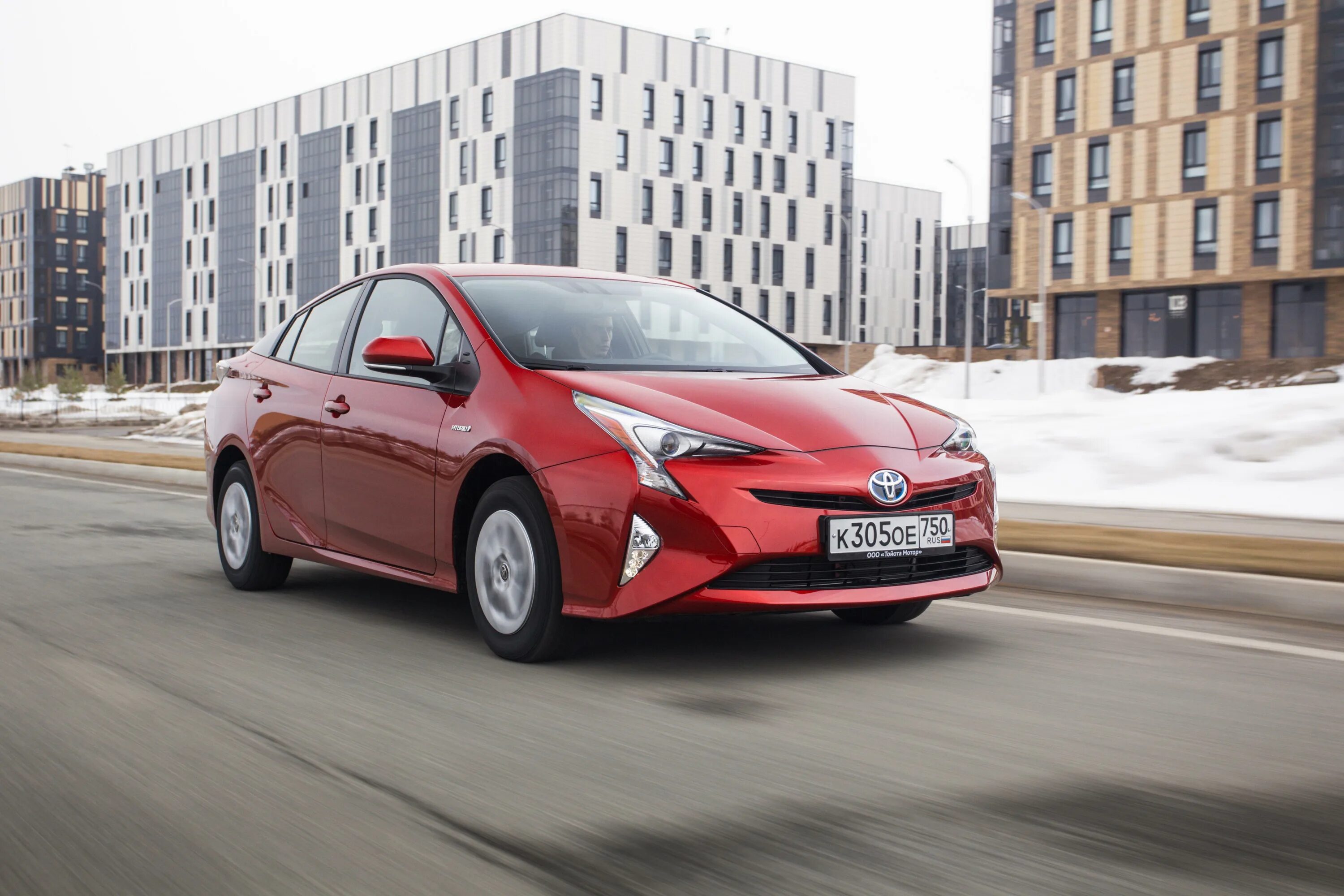 Тойота приус поколения. Тойота Приус 4. Toyota Prius (четвёртое поколение). Тойота Приус 4 поколения Рестайлинг. Приус гибрид 1 поколения.