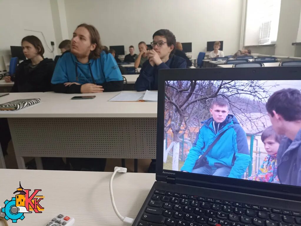 Урок профессии будущего. Студенты из будущего. цифровой. профессионалитет 2025. профессии будущего 2.