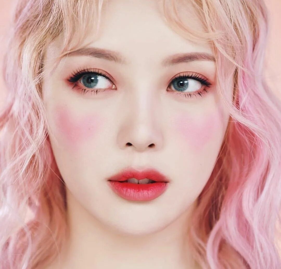 Pink make up. Park hye min pony пластика. корейский макияж 2025. корейский макияж pony makeup. park hye min без макияжа.